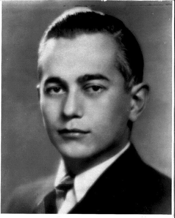 1934-1938 Robert Greenwood