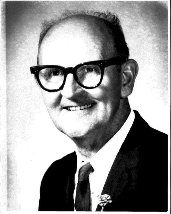 1956-1960 1974-1978 Hedly Bray